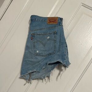 Levi’s shorts